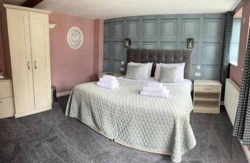 Putley Bed & Breakfast | Alexander Park B&B
