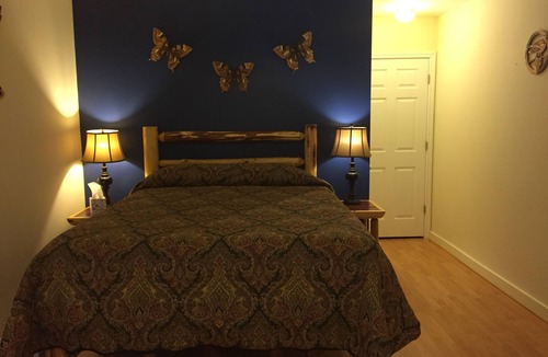 Ashford Hotel | Alexander's Lodge (1 Queen bed, Breakfast Included)
