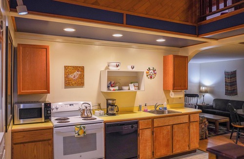 Ashford Hotel | Alexander's Lodge