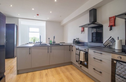 Grangemouth Apartment | Alexandra Apt - Double Room #4