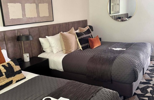 Alexandra Hills Hotel | Alexandra Hills Hotel Suites