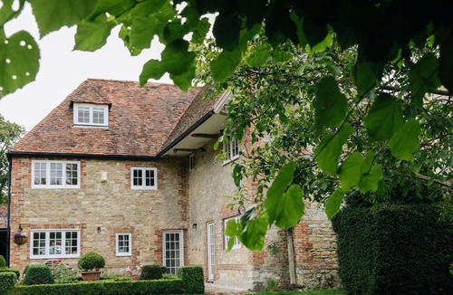 Newington Apartment | Alexandra House - Luxury Cottages