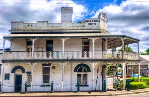 Alexandra Cabin | Alexandra Parklife. Deluxe Studio 2