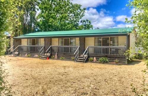 Alexandra Cabin | Alexandra Parklife. Deluxe Studio 2