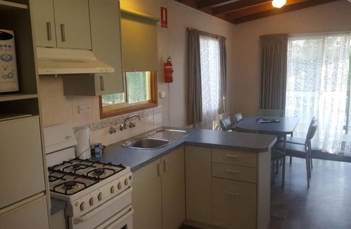 Alexandra House | Alexandra Parklife Deluxe Studio 1