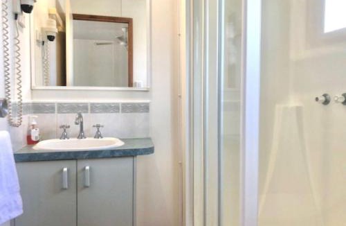 Alexandra House | Alexandra Parklife Studio 4