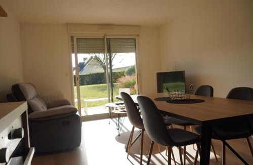 Miniac-Morvan Apartment | Alexandre