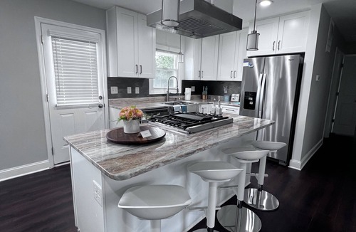 Lincolnia House | Alexandria VA spacious, family-friendly 5BR Home near DC
