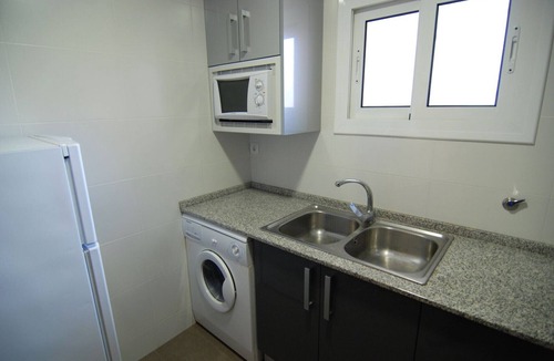 Salou City Centre Apartment | Alexis II Zeus Salou 0252