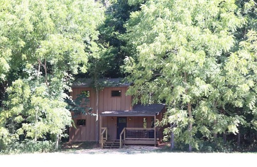 Powell Cabin | Alexis Triple Nichols Cabin