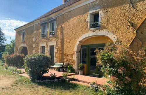 Sainpuits House | Alfred et George - Le Gîte