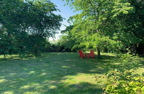 Sainpuits House | Alfred et George - Le Gîte