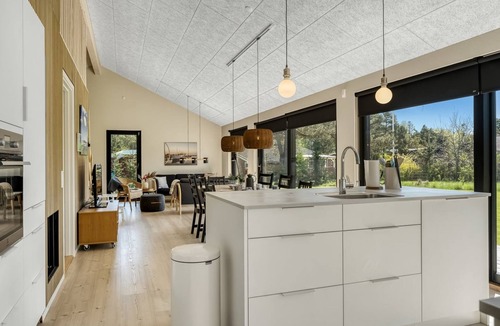 Hals House | "Alfrede" - from the sea by Interhome