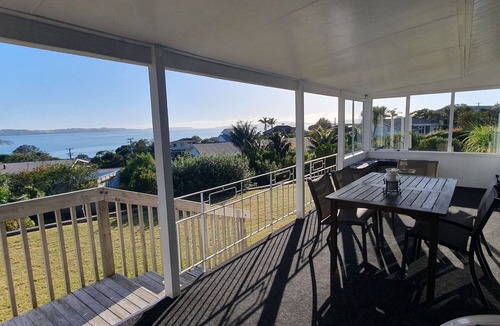 Algies Bay House | Algies Bay private Beach Bach with amazing views