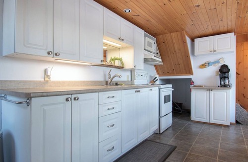 Algonquin Highlands Cottage | Algonquin Lakeside Escape