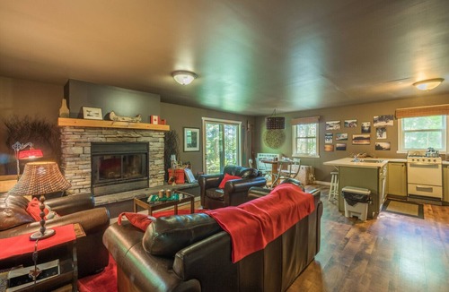 Nipissing Township Cottage | Algonquin Nipissing Cottage
