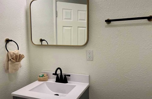 Lake Ozark Hotel | Alhonna Resort Motel Unit 36