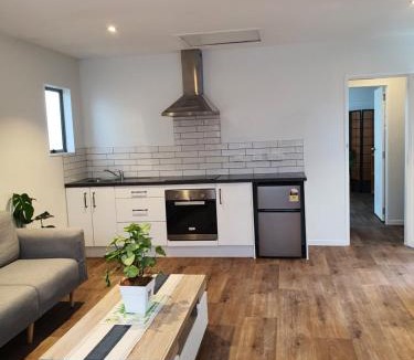 Auckland House | Alice House