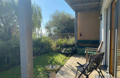 Dovercourt Apartment | Alice`s Beachside Haven