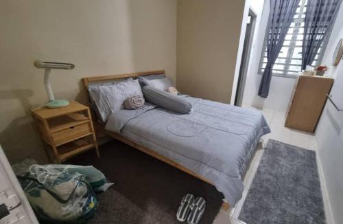 Lunas House | Alisa Homestay