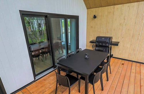 Pont-Rouge Ski Chalet | Alize Cozy Nature Escape with Spa Domaine Grand