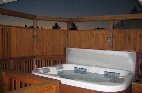 Alki House | Alki Beach Bungalow