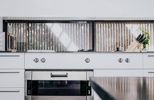 Wattle Hill House | Alkina Lodge Yani