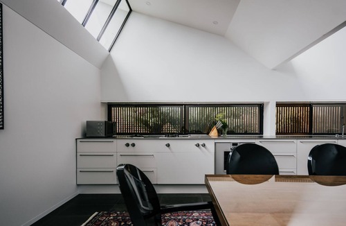 Wattle Hill House | Alkina Lodge Yani