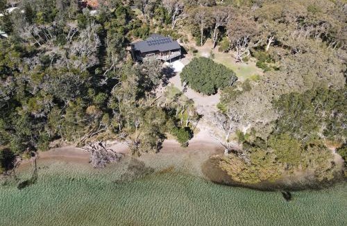 Hat Head House | Alkira Hat Head