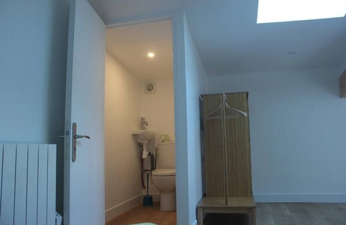 Saint-Philippe-dAiguille House | Allée des roses L’atelier