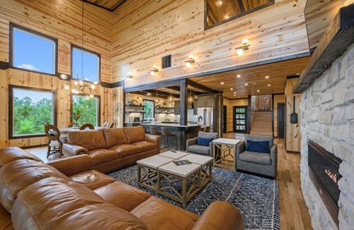 Broken Bow Cabin | All About The View|Mountain Top|Luxe Infinity View