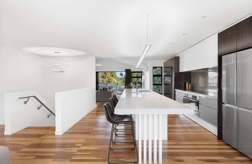 Te Rapa House | All Black # 10 Summar