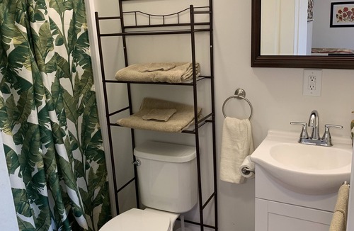 Hudson Apartment | All comforts of home