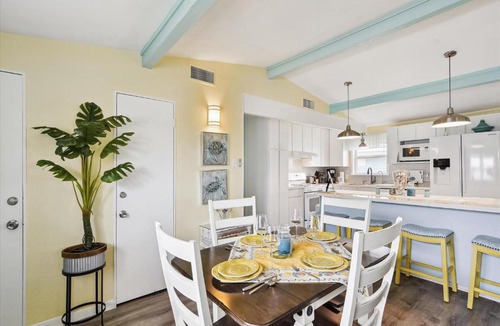 Galveston House | All Day Bay Dream