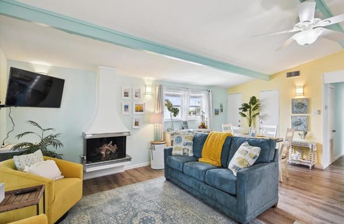 Galveston House | All Day Bay Dream