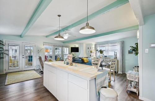 Galveston House | All Day Bay Dream
