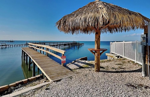 Rockport House | All Decked Out by Miss Kitty’s