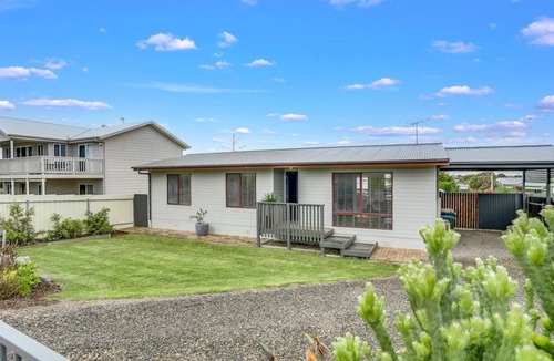 Goolwa Beach House | All Decked Out Goolwa Beach Pet Friendly