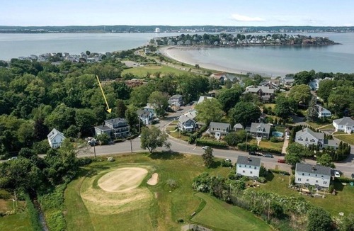 Nahant Apartment | All Decked Out