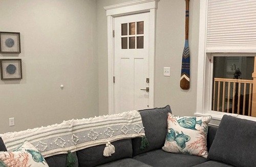 Nahant Apartment | All Decked Out