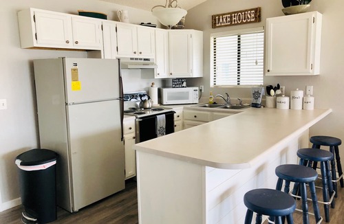 Osage Beach Condo | ALL IN ONE-FISHING, BOATING, GOLFING, SWIMMING, SHOPPING, RELAXING!