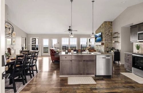 Front Royal Cottage | All-Inclusive 4BR Mountain Views Hot Tub