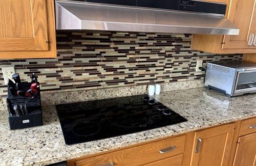 Lake Delton House | All Inclusive Getaway (The Pool House )