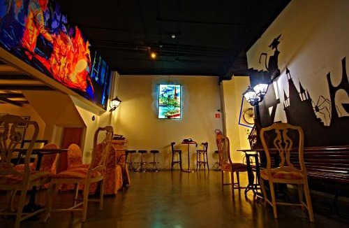 Zurbaran Hostel | All Iron Hostel