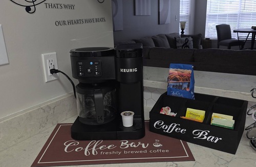 Memphis Apartment | All "Jazzed" Up