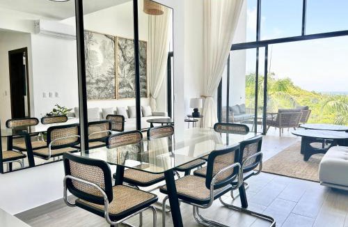 La Ceiba Apartment | ALL NEW Modern Loft with Dreamy Ocean View