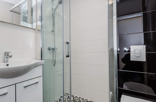 Kastela Bed & Breakfast | All Saints B&B Kastela