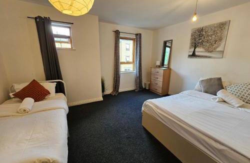 Canary Wharf House | All saints Rooms