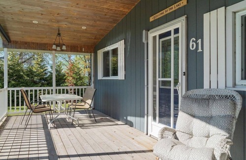 MacTier Cottage | All season Lakefront cottage!