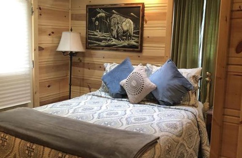 Groveland Bed & Breakfast | All Seasons Groveland Inn